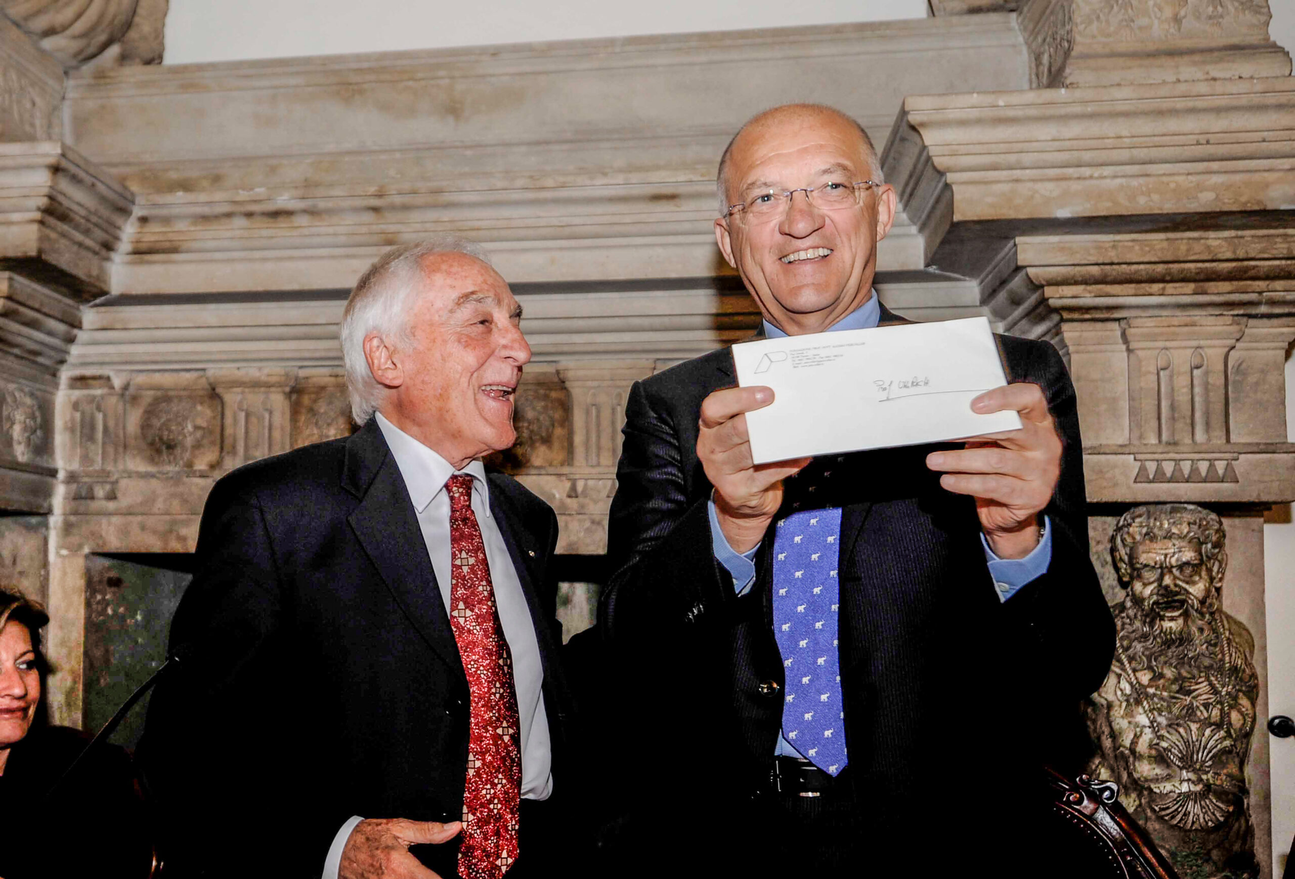PREMIO PEZCOLLER 2008
